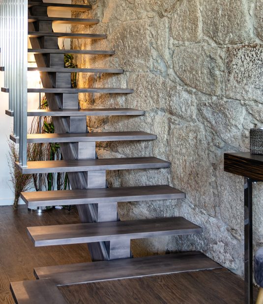 pavimentos-e-escadarias-carpintaria-de-qualidade